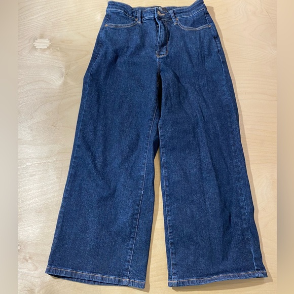 Judy Blue Wide Leg Capris Jeans 7/28 (KO) - Picture 2 of 14